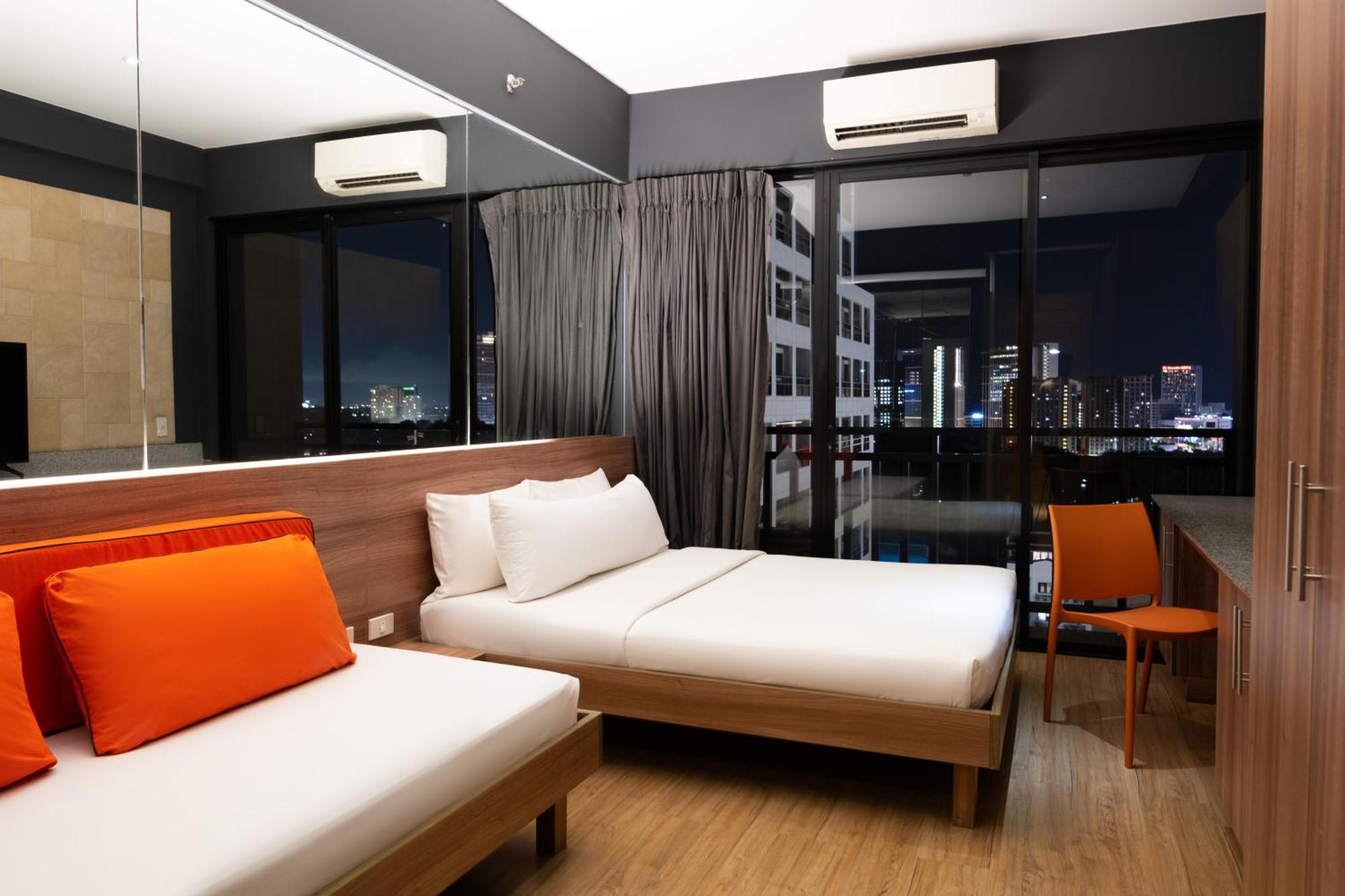 Azumi Boutique Hotel Muntinlupa City Exterior photo